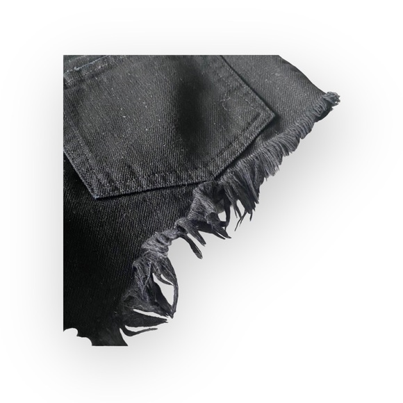 new LF Carmar ❉ Daisy Embroidery Embellished Cut Off Frayed Denim Shorts ❉ Black - Picture 9 of 16